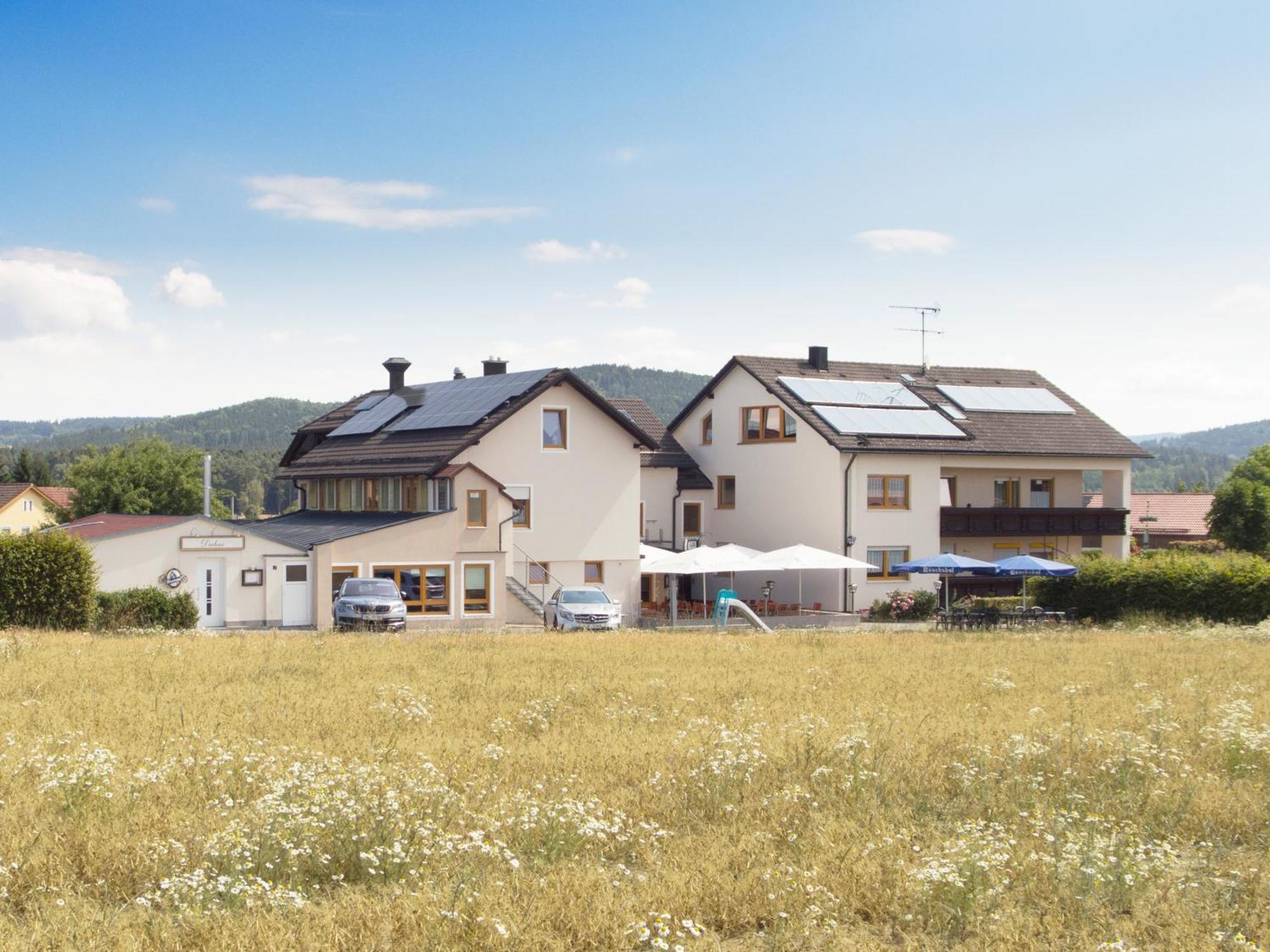 Landgasthof Benjamin Treffelstein Exterior photo